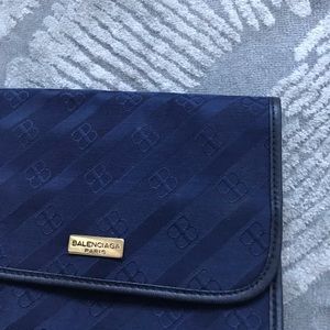 Vintage balenciaga clutch